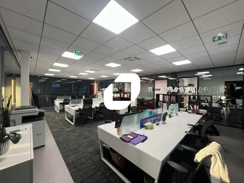 Flex in Massy for sale - Interior Photo - Image 3 of 16