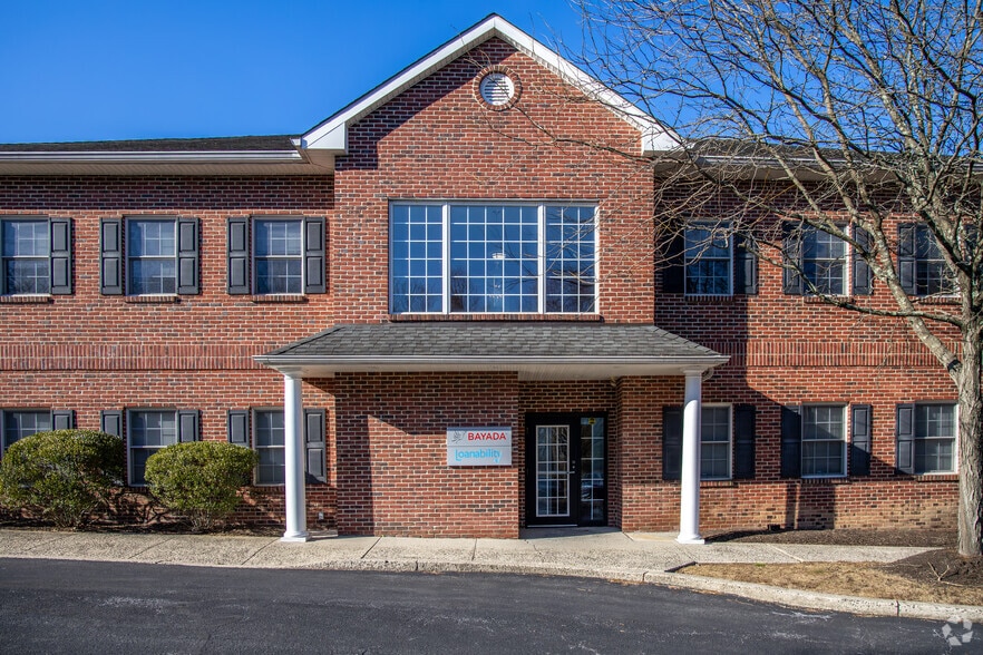 630 Fitzwatertown Rd, Willow Grove, PA for lease - Building Photo - Image 3 of 7