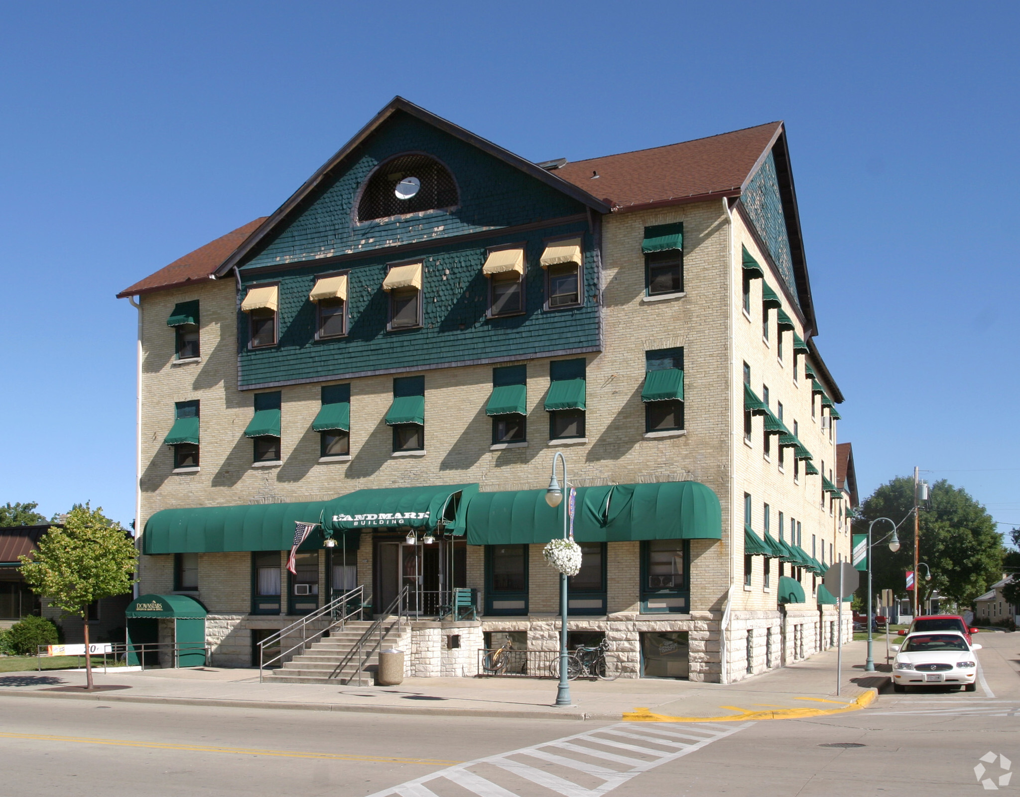 204 W Main St, Whitewater, WI for sale Primary Photo- Image 1 of 1