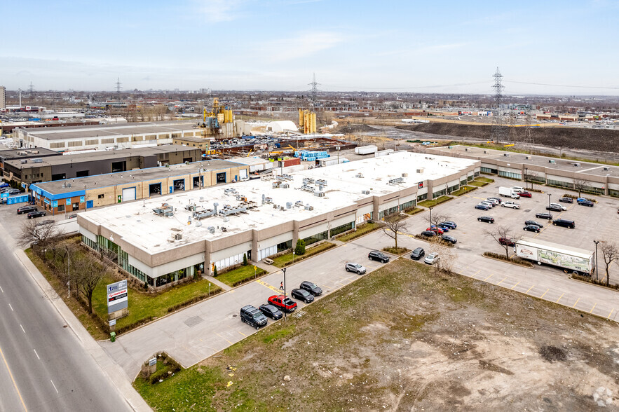 6325-6475 Boul des Grandes-Prairies, Montréal, QC for lease - Aerial - Image 2 of 4