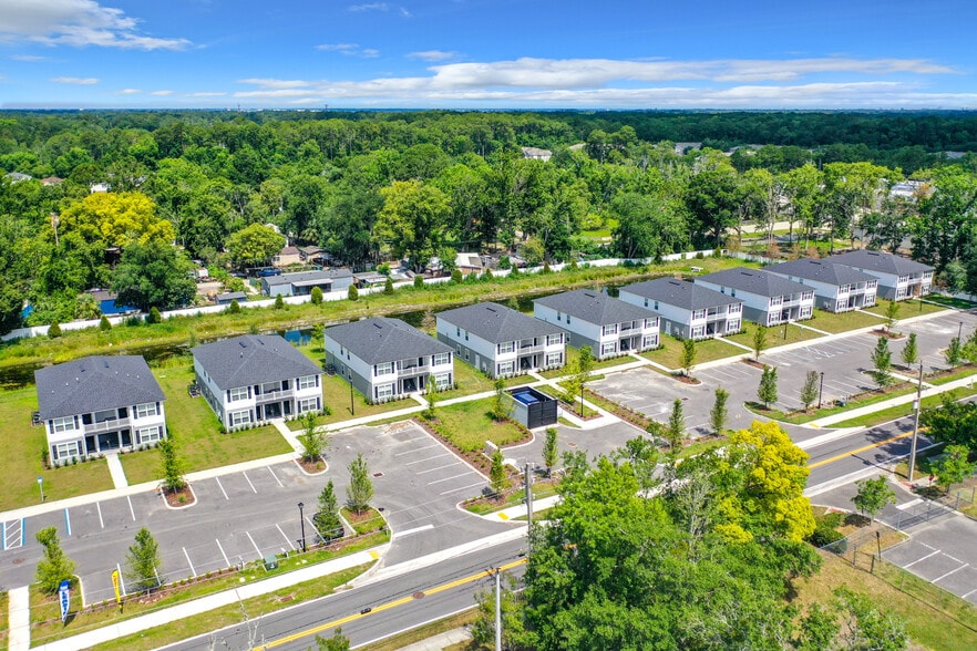9556 Hood Rd, Jacksonville, FL for sale - Building Photo - Image 3 of 88