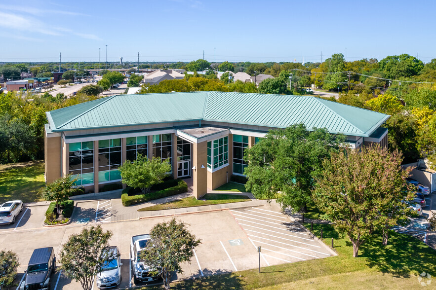 1650 W Virginia St, McKinney, TX for lease - Building Photo - Image 2 of 4