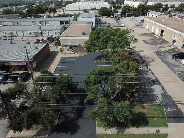 2001 Rutland Dr, Austin, TX for lease - Building Photo - Image 1 of 8