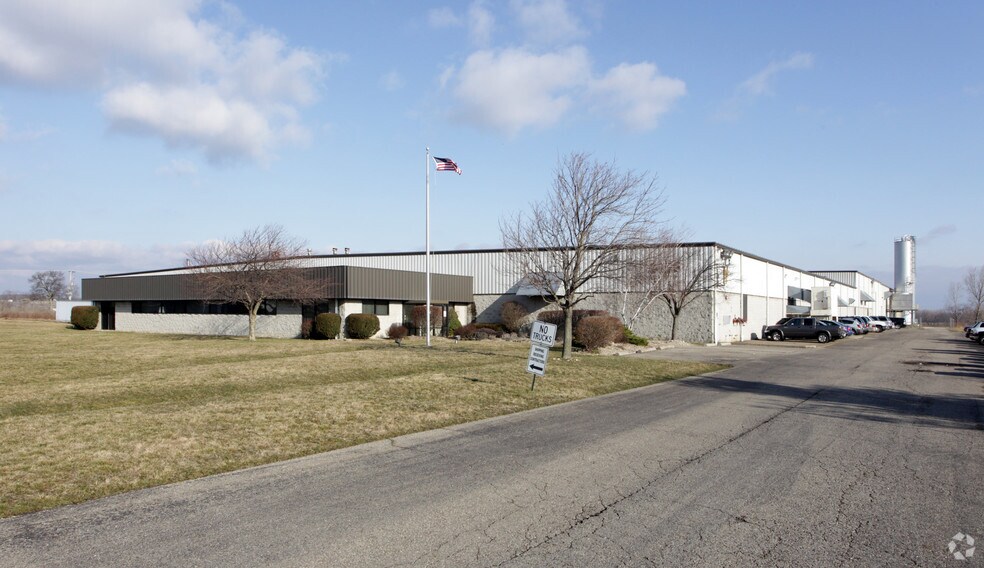 3165 Wilson Rd, Lancaster, OH for sale - Primary Photo - Image 1 of 1