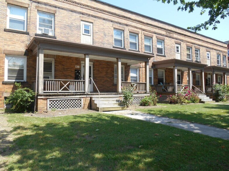 Multi-Family Portfolio in Cleveland, Oh portfolio of 3 properties for sale on LoopNet.com - Building Photo - Image 2 of 16