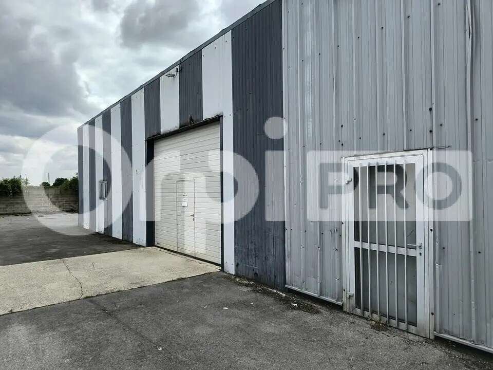 Flex in Cormontreuil for lease Building Photo- Image 1 of 6