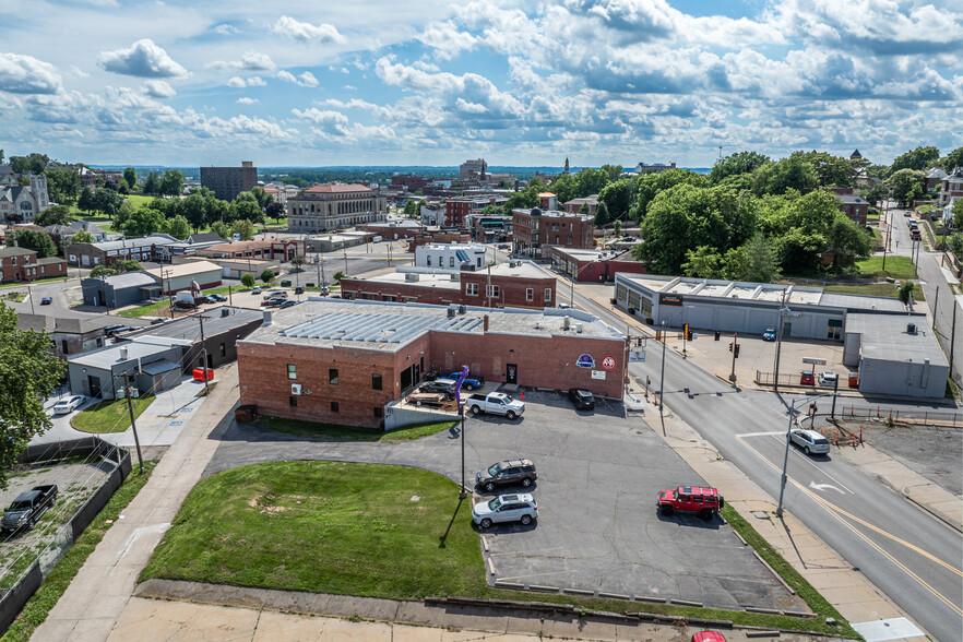 1302 Frederick Ave, Saint Joseph, MO for lease - Building Photo - Image 2 of 68