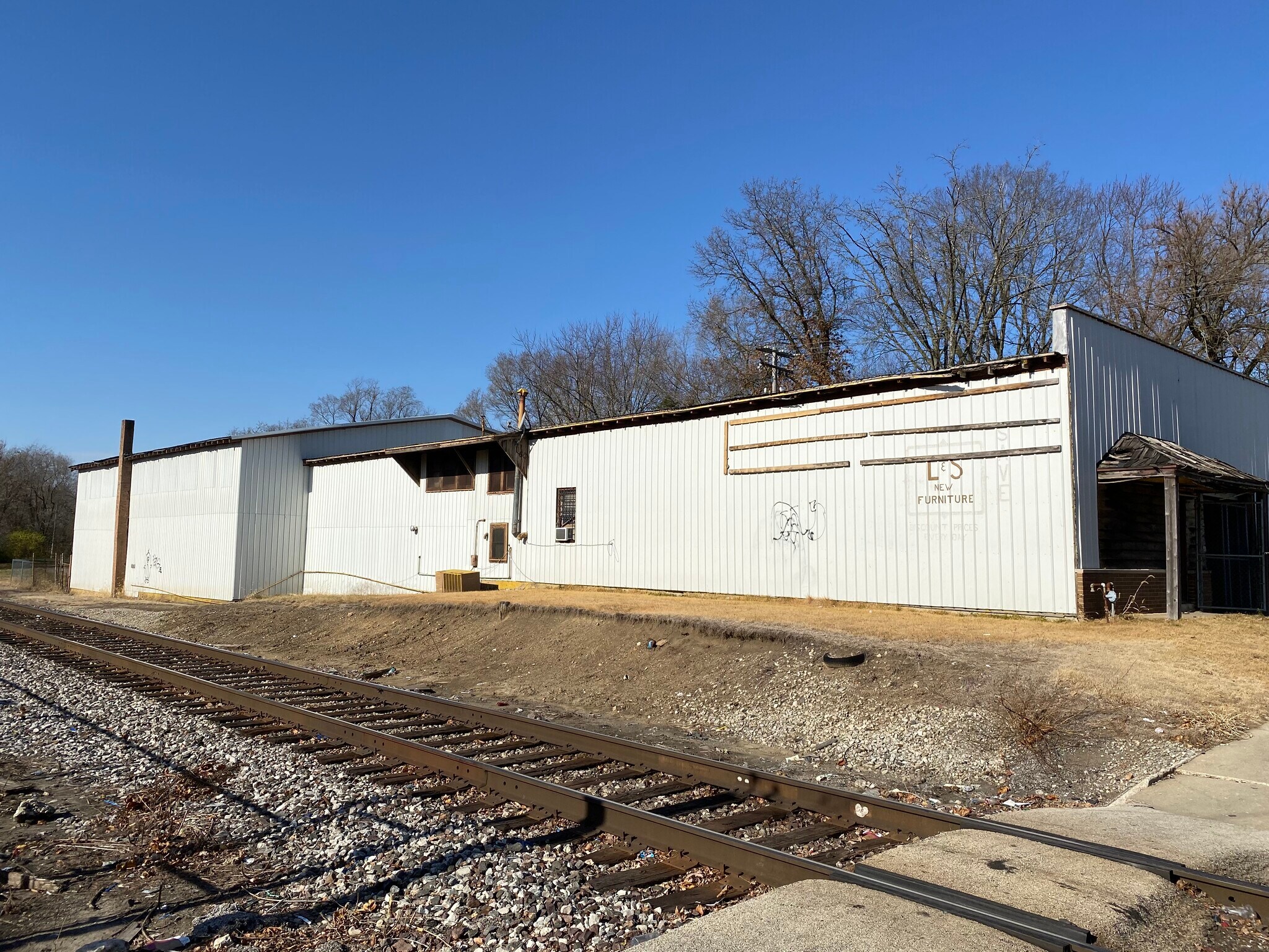 705 N Oakland, Decatur, IL for sale Primary Photo- Image 1 of 1
