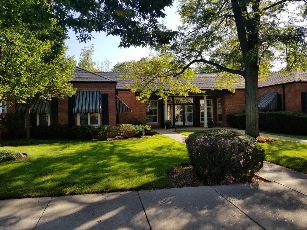 575 Lincoln Ave, IL 60093