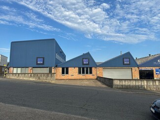 More details for 129-133 Roebuck Rd, Chessington - Industrial for Lease