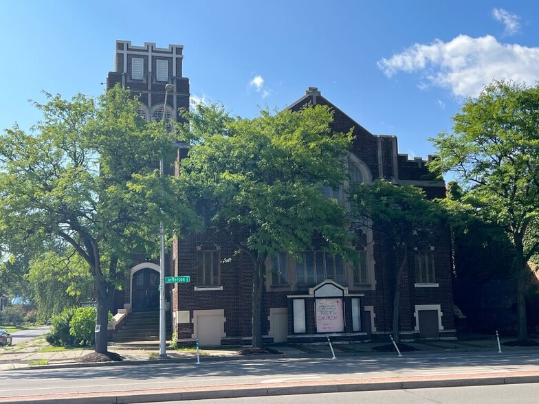 14600 Jefferson, Detroit, MI for sale - Building Photo - Image 1 of 1