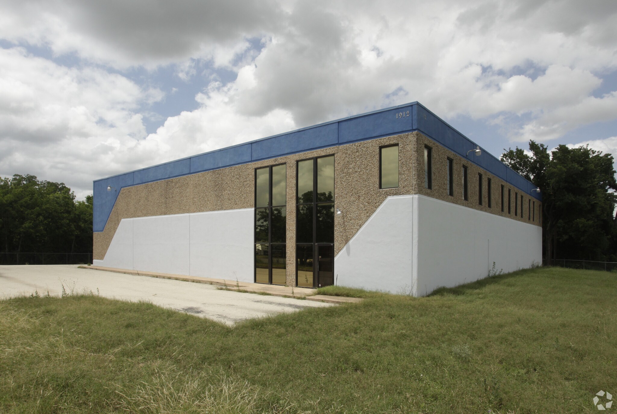 1912 Smith Rd, Austin, TX for sale Building Photo- Image 1 of 1