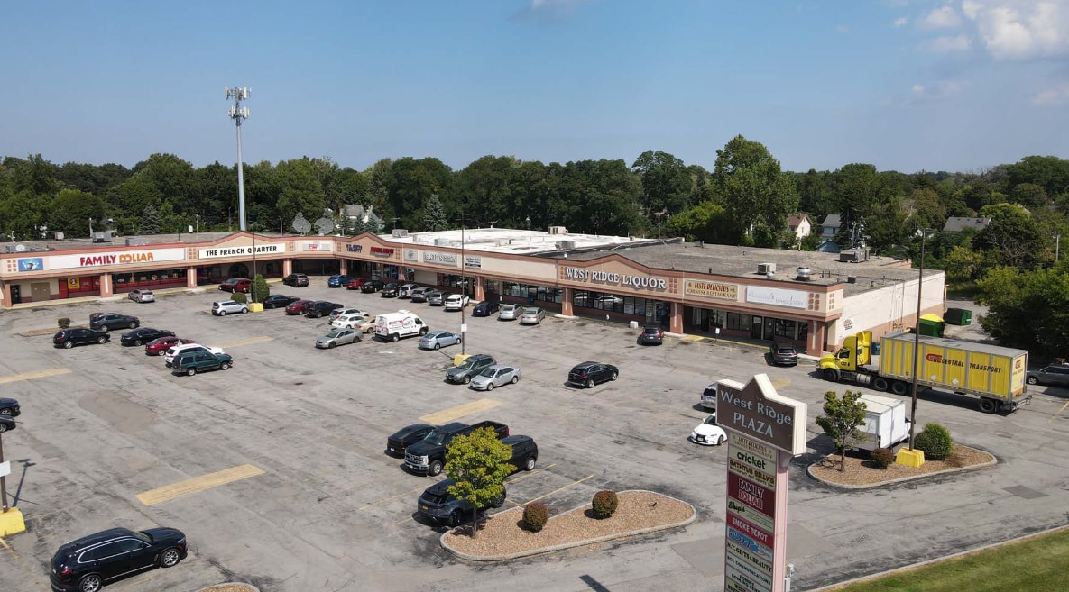 668 Ridge Rd W, Rochester, NY for lease Primary Photo- Image 1 of 7