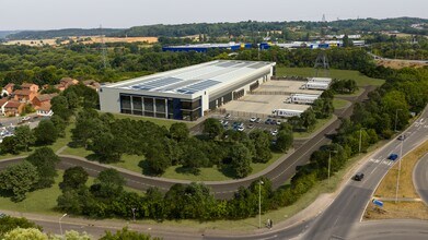 Bath Rd, Reading for lease Building Photo- Image 2 of 2