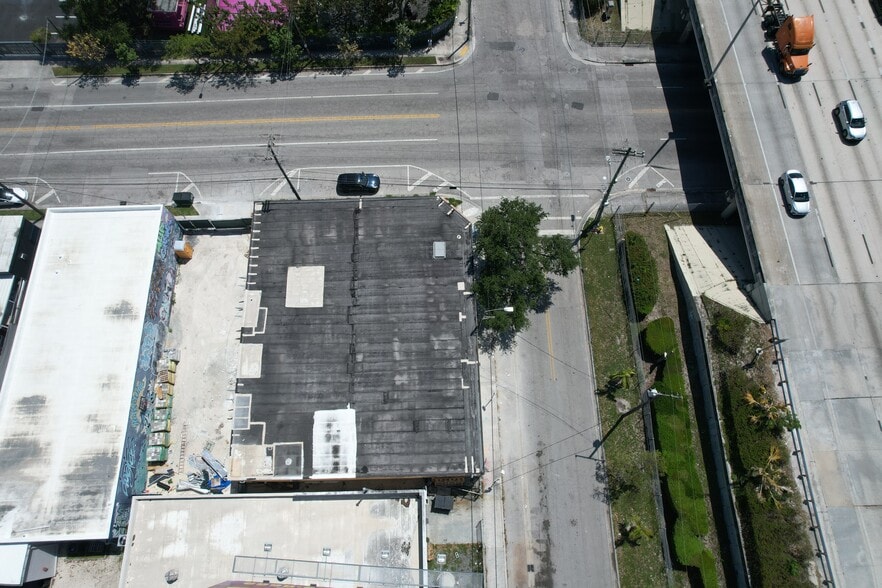 591 NW 29th St, Miami, FL for lease - Building Photo - Image 2 of 6