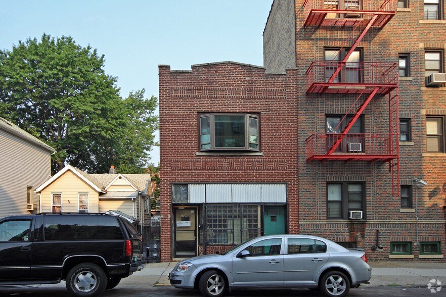 3748 61st St, Woodside, NY for sale - Primary Photo - Image 1 of 1