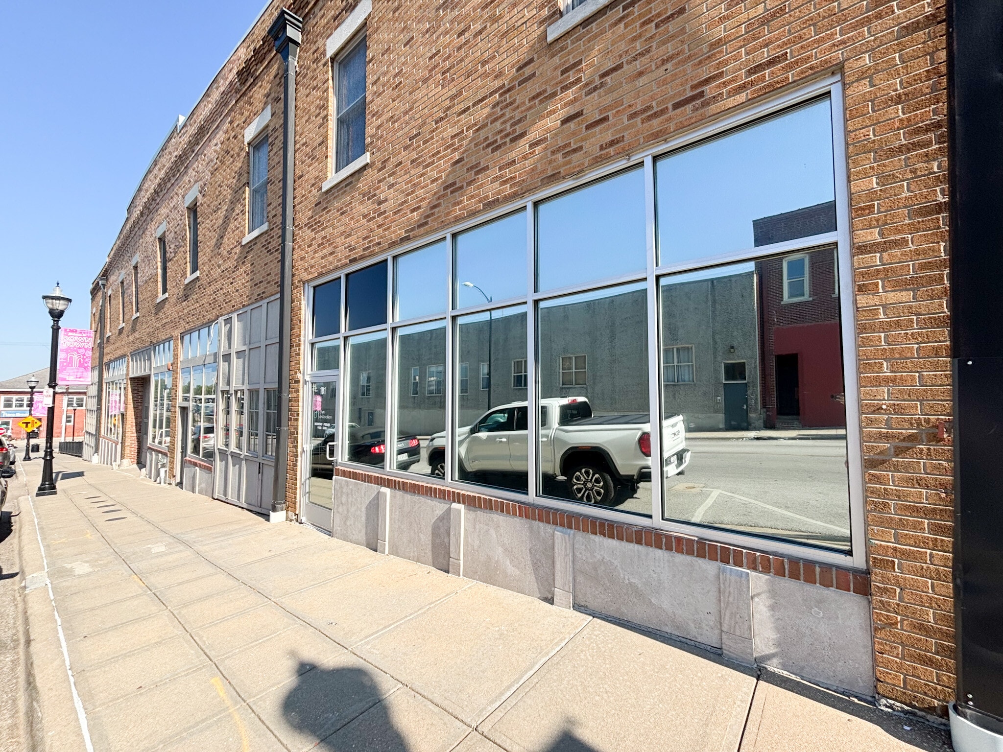 509 W Olive St, Springfield, MO for lease Building Photo- Image 1 of 12