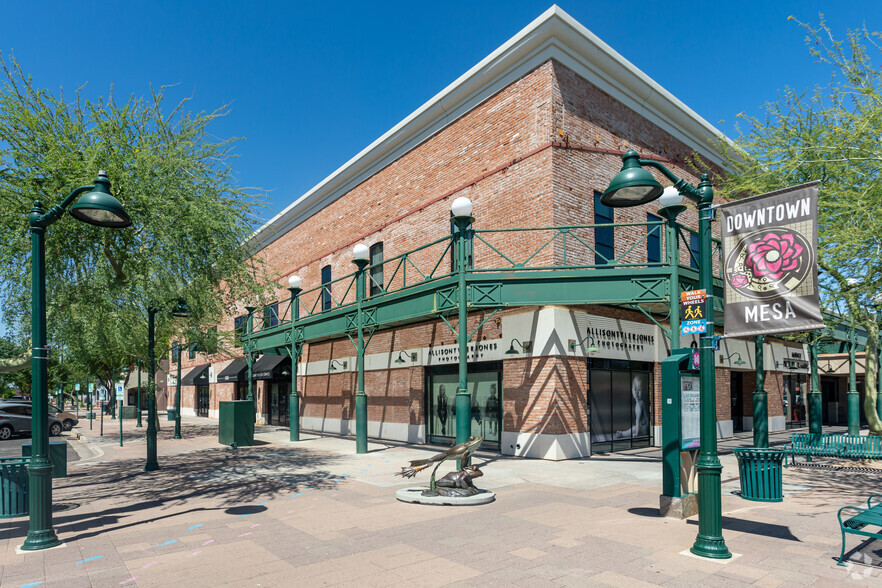 166 W Main St, Mesa, AZ for lease - Primary Photo - Image 1 of 15