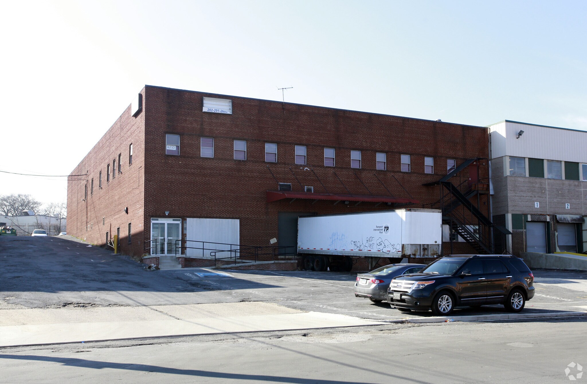 6210 Chillum Pl NW, Washington, DC for lease Primary Photo- Image 1 of 4