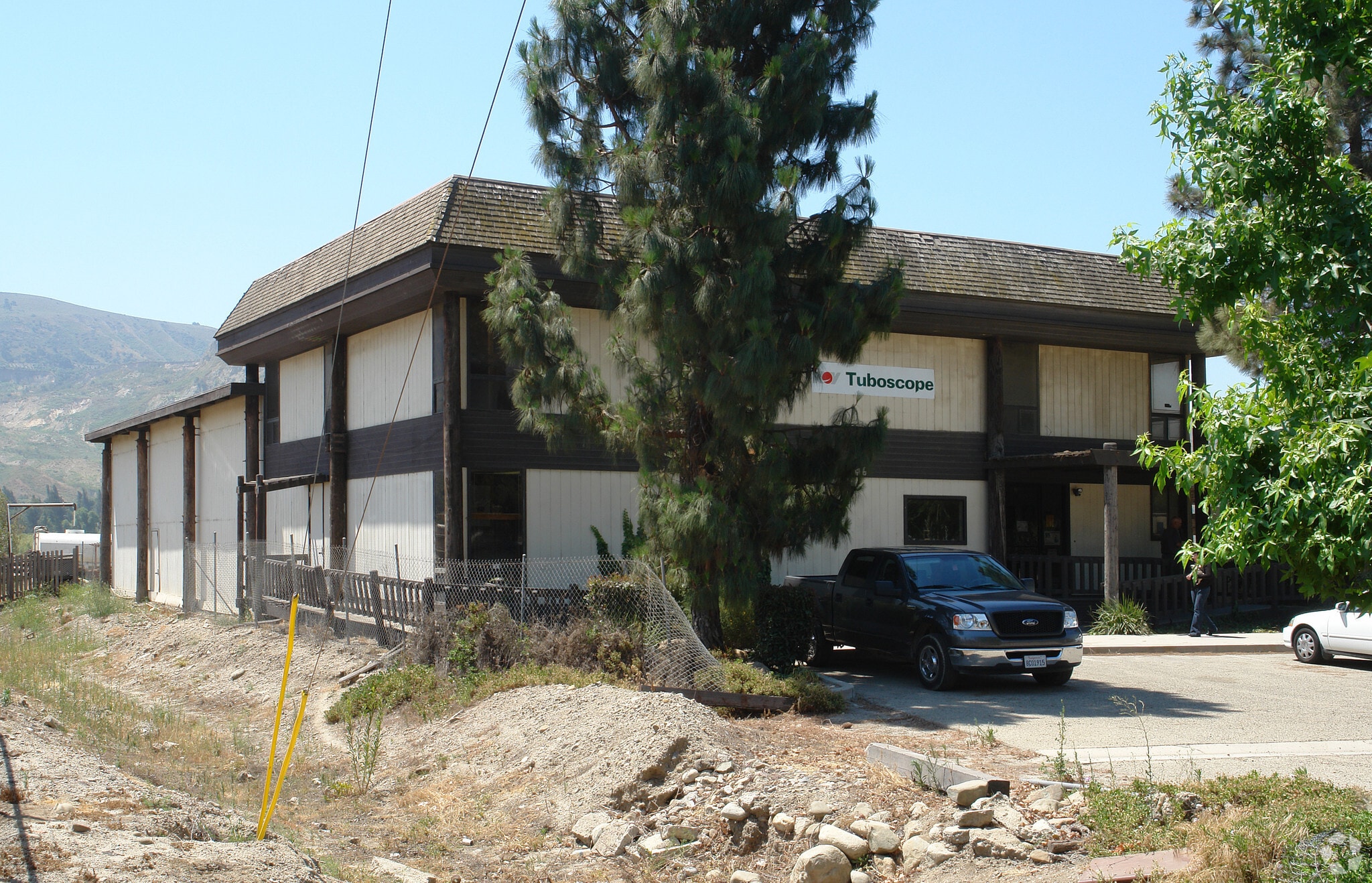 106 E Santa Maria St, Santa Paula, CA for sale Primary Photo- Image 1 of 6