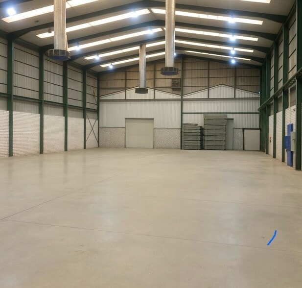 Carretera Madrid-Toledo, Km 50-200, Cabañas de la Sagra, Toledo for lease - Building Photo - Image 2 of 6