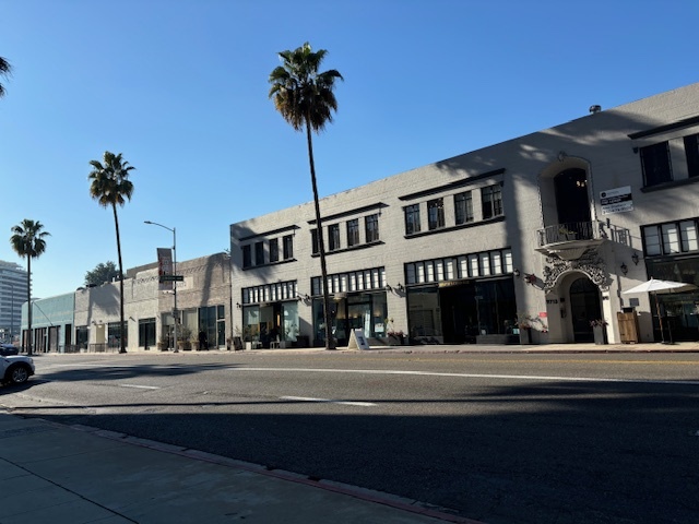 9701-9725 Santa Monica Blvd, Beverly Hills, CA for lease - Building Photo - Image 3 of 15