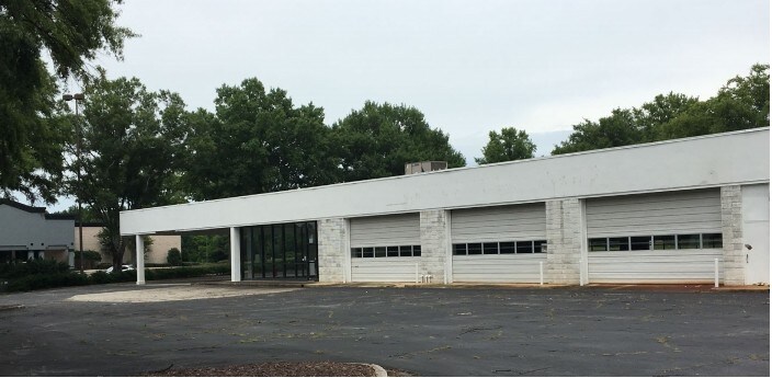 1253 Southlake Pky, Morrow, GA for sale - Primary Photo - Image 1 of 26