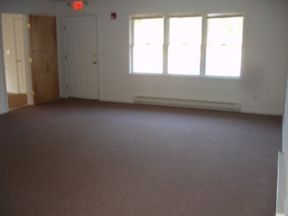 4251 Old Route 22, Brewster Village, NY for lease - Interior Photo - Image 2 of 7