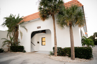 112 N US Highway 1, Tequesta, FL for lease Building Photo- Image 1 of 8