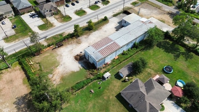 5814 E Mt Houston Rd, Houston, TX for lease Building Photo- Image 2 of 3