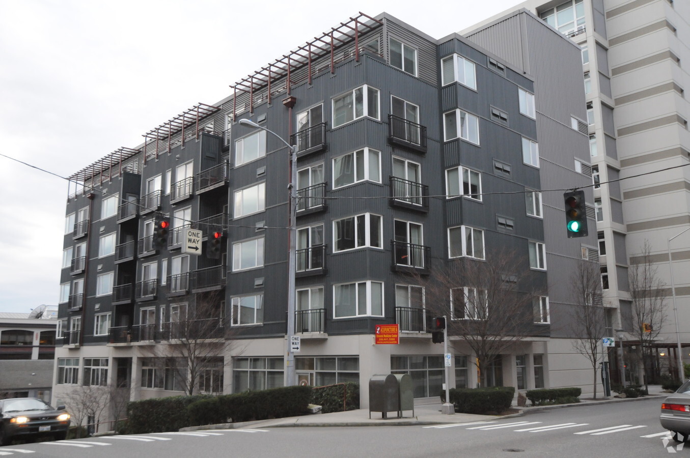 2701 Western Ave, Seattle, WA 98121 | LoopNet