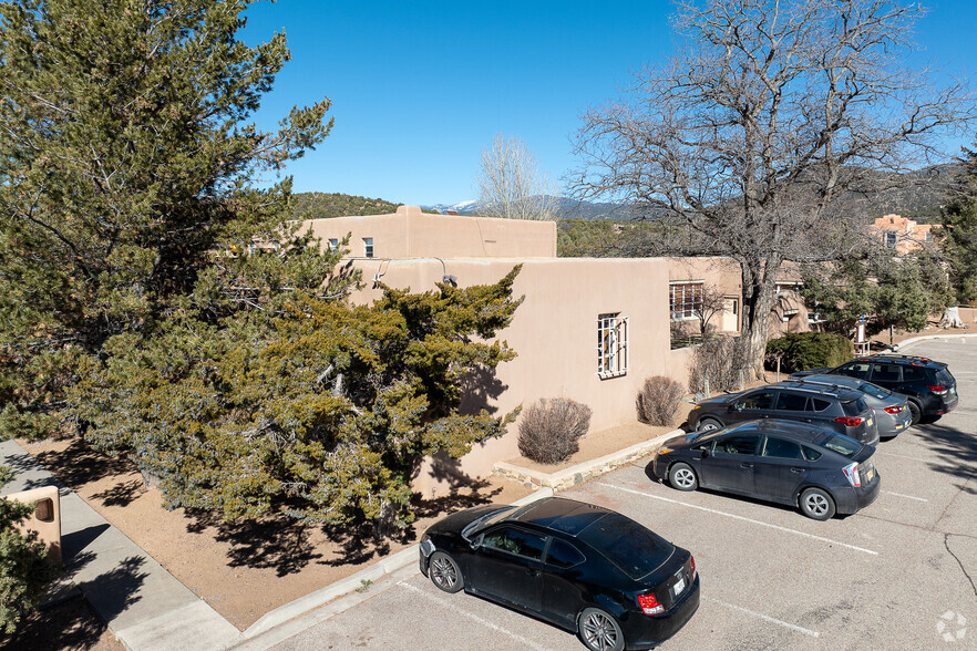 50 Mount Carmel Rd, Santa Fe, NM for sale - Primary Photo - Image 1 of 1