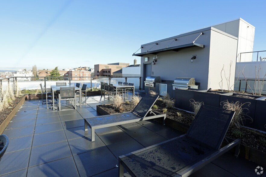 714 E Pike St, Seattle, WA for lease - Building Photo - Image 2 of 134