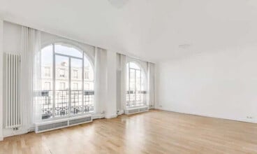 158 Ter Rue Du Temple, Paris for lease Interior Photo- Image 1 of 7