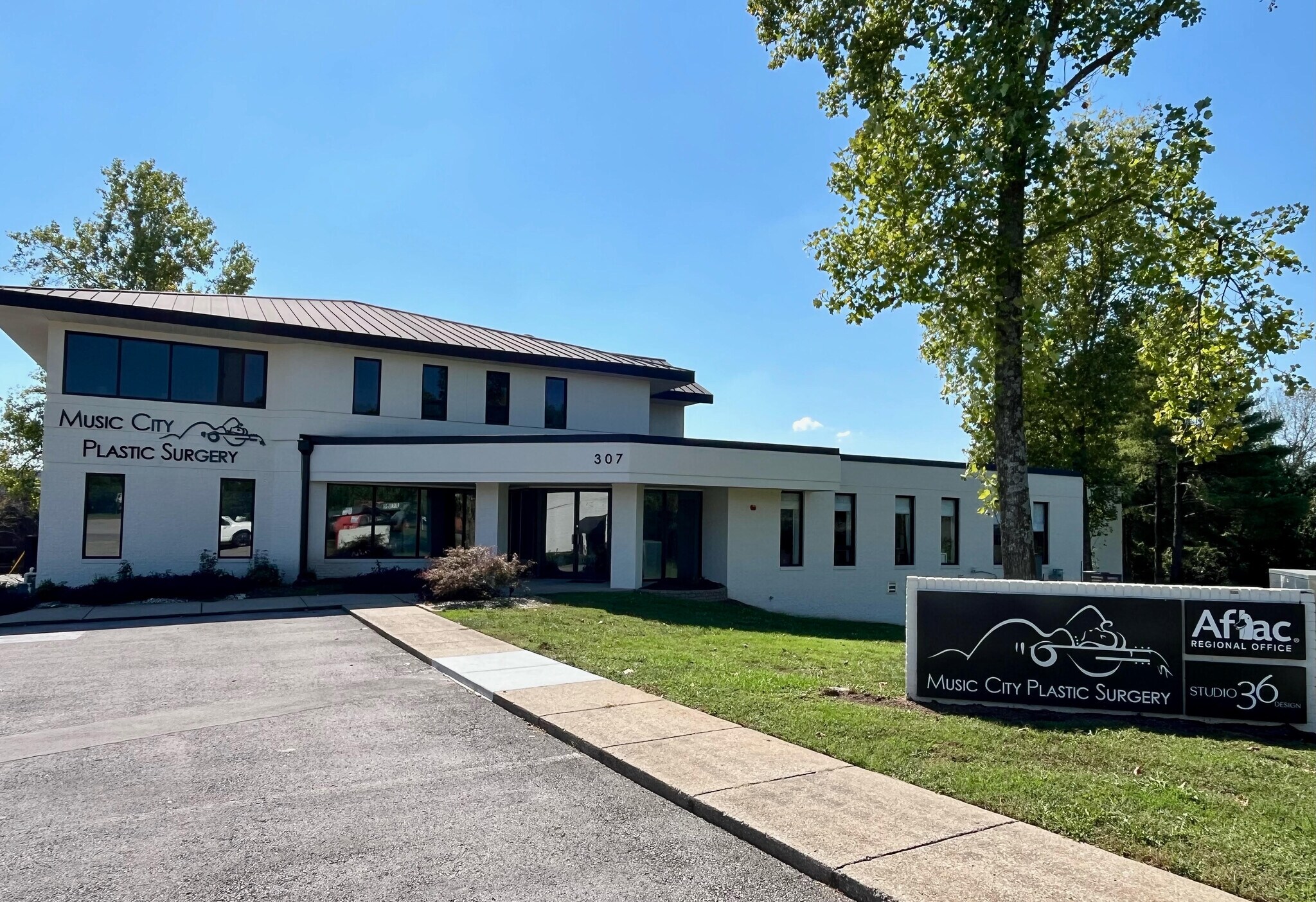 307 Southgate Ct, Brentwood, TN for lease Building Photo- Image 1 of 27