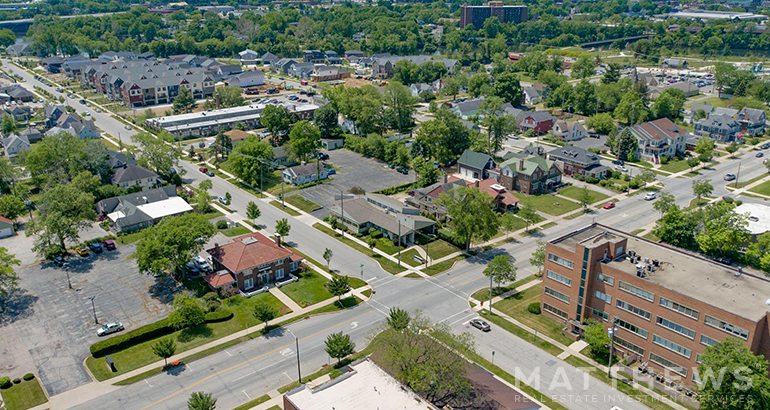 926 E Jefferson Blvd, South Bend, IN for sale - Building Photo - Image 2 of 4