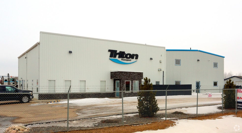 22303 112th Ave NW, Edmonton, AB for lease - Building Photo - Image 1 of 4