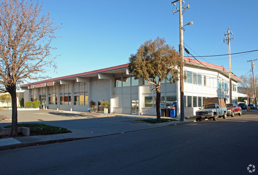 863 E Francisco Blvd, San Rafael, CA for lease - Building Photo - Image 1 of 4