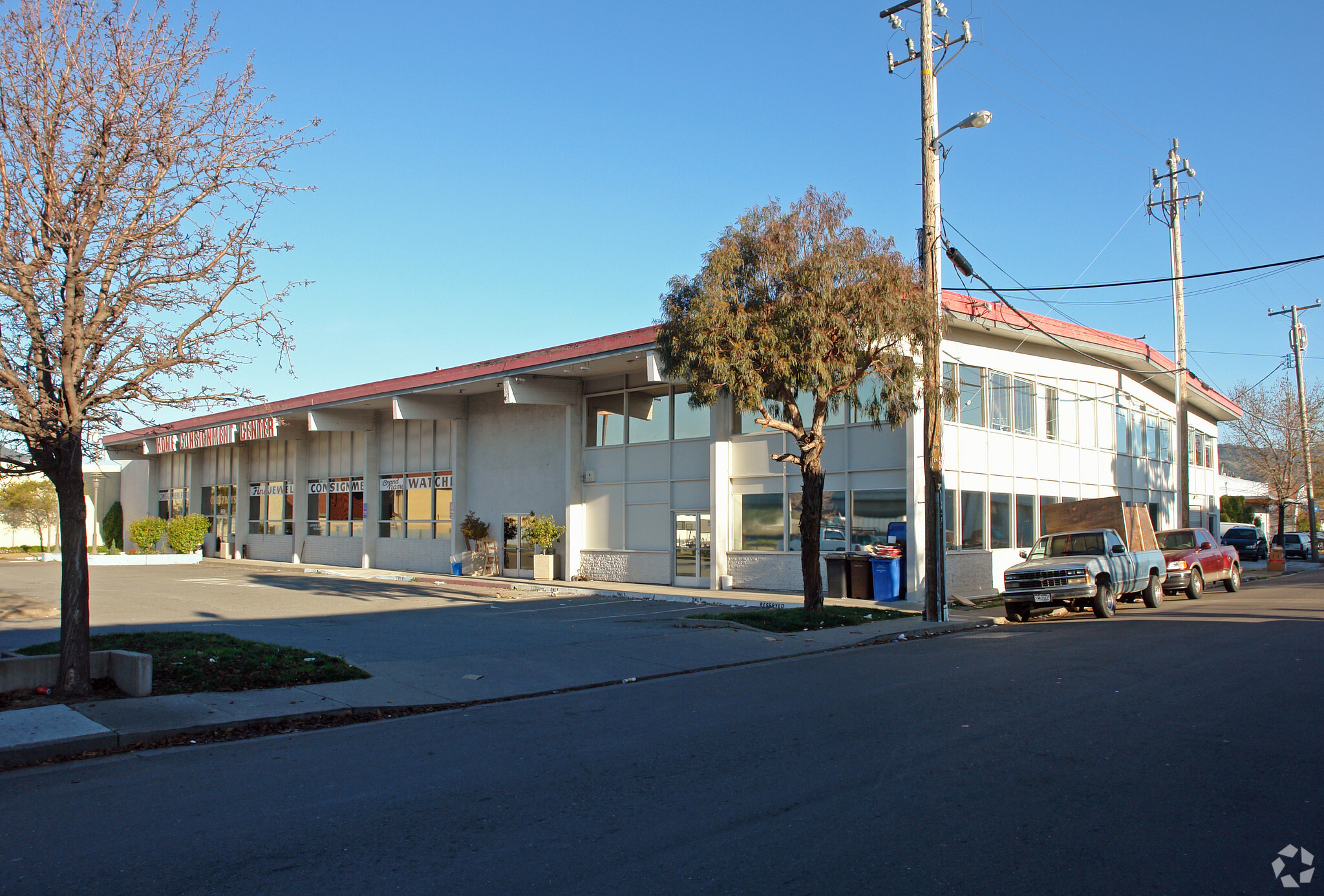 863 E Francisco Blvd, San Rafael, CA for lease Building Photo- Image 1 of 5