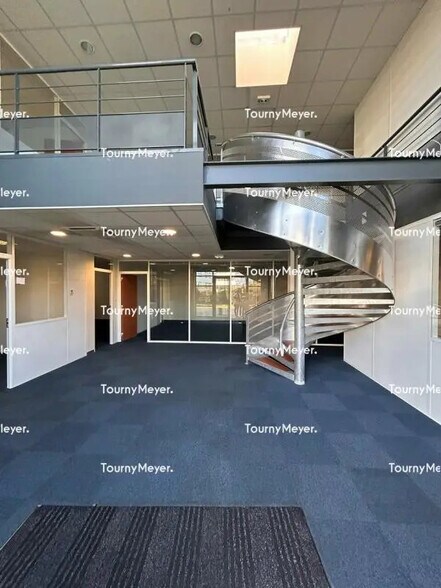 Office in Toulouse for lease - Interior Photo - Image 3 of 5