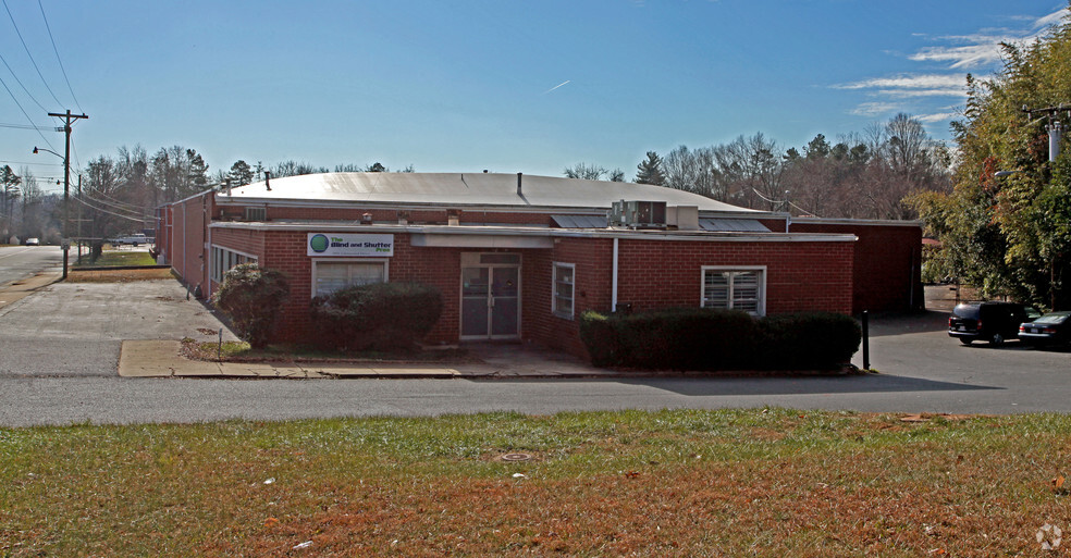 3931 Glenwood Dr, Charlotte, NC for sale - Primary Photo - Image 1 of 1