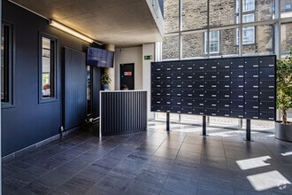 6 Friendly St, Huddersfield for lease Lobby- Image 2 of 9