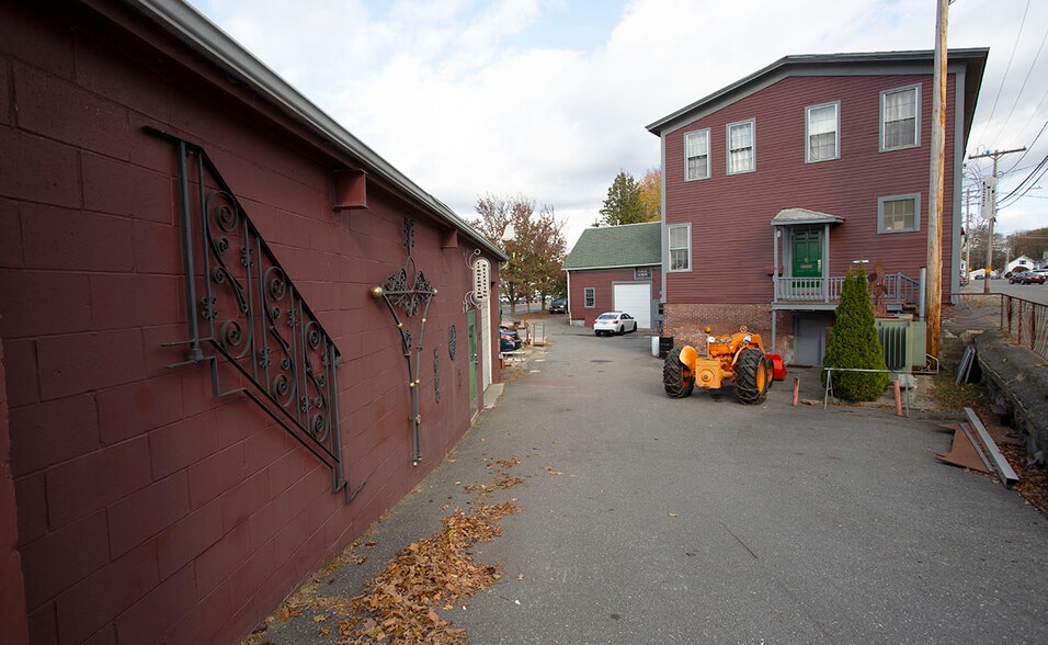 2 Loring Street, Hudson, MA for sale - Building Photo - Image 2 of 9