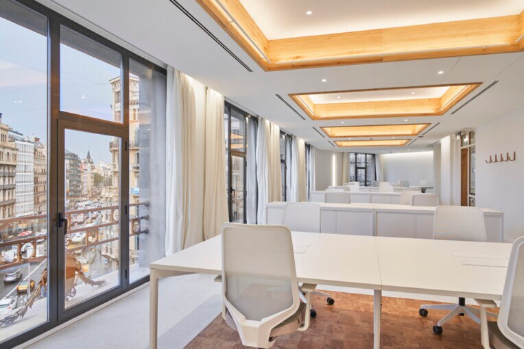 Coworking Space in Plaça de Catalunya, 9, Barcelona for lease Interior Photo- Image 1 of 6