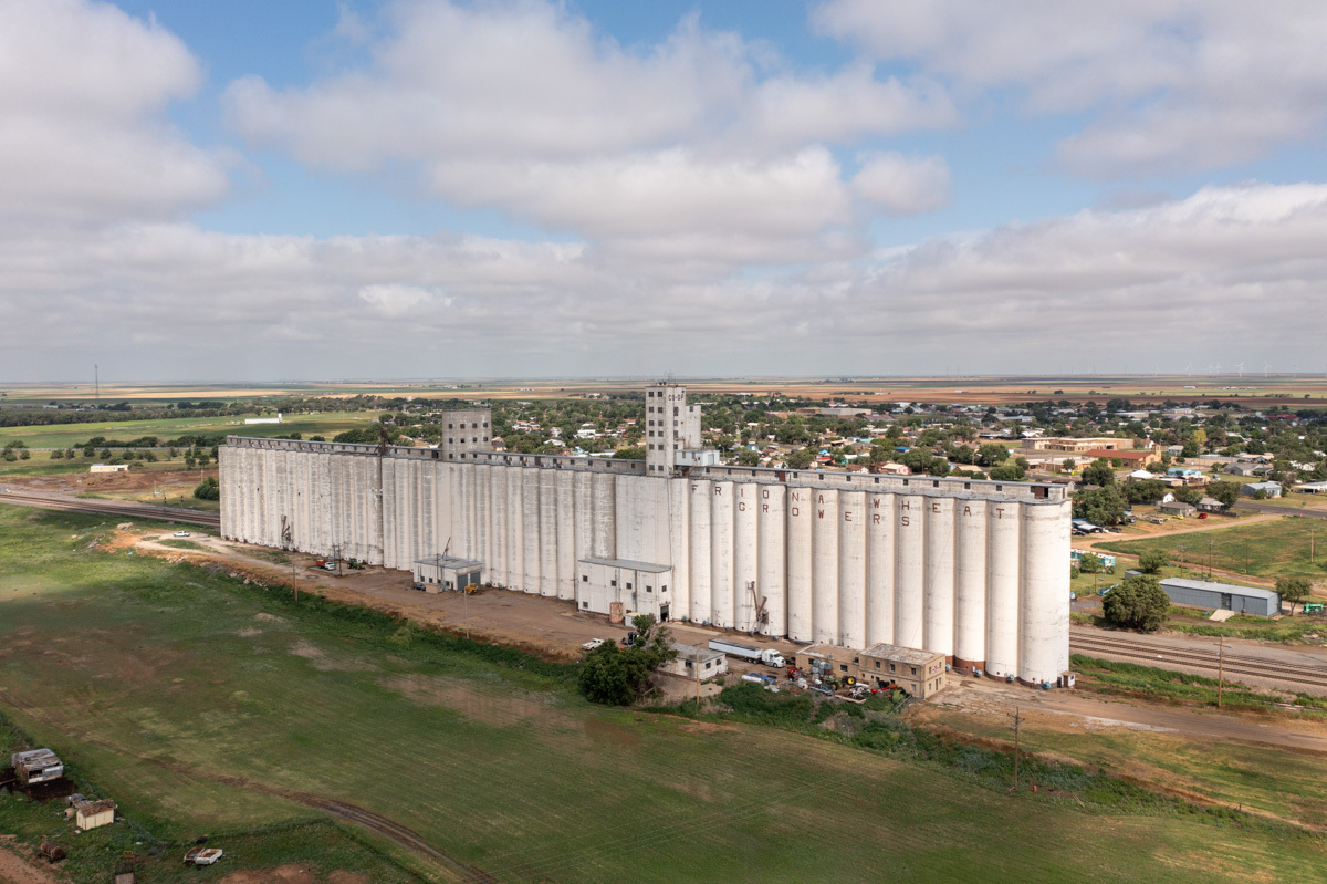 S Main st, Friona, TX for sale Primary Photo- Image 1 of 12