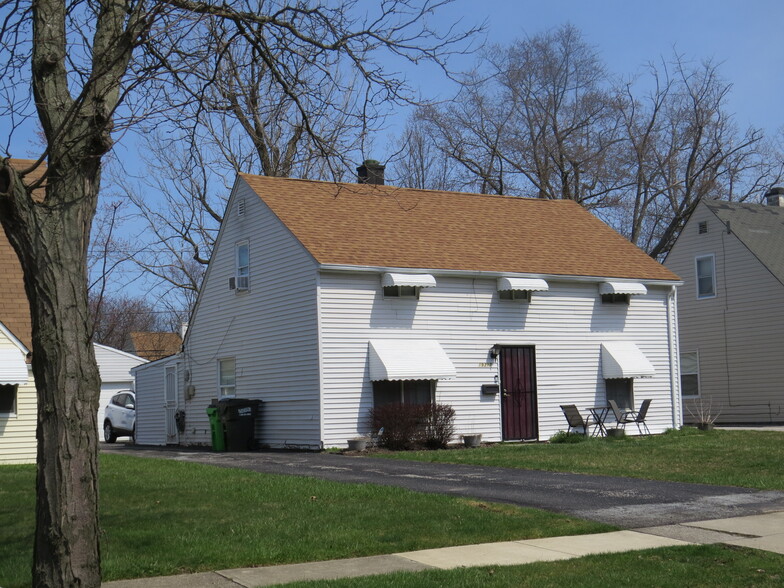 14-Door Multifamily Portfolio, Cleveland portfolio of 10 properties for sale on LoopNet.com - Primary Photo - Image 1 of 1