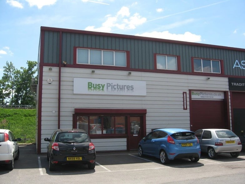 Raans Rd, Amersham for lease - Building Photo - Image 2 of 3