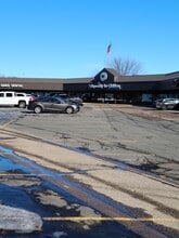 2-4 Pine Dr, Circle Pines, MN for lease Building Photo- Image 2 of 5