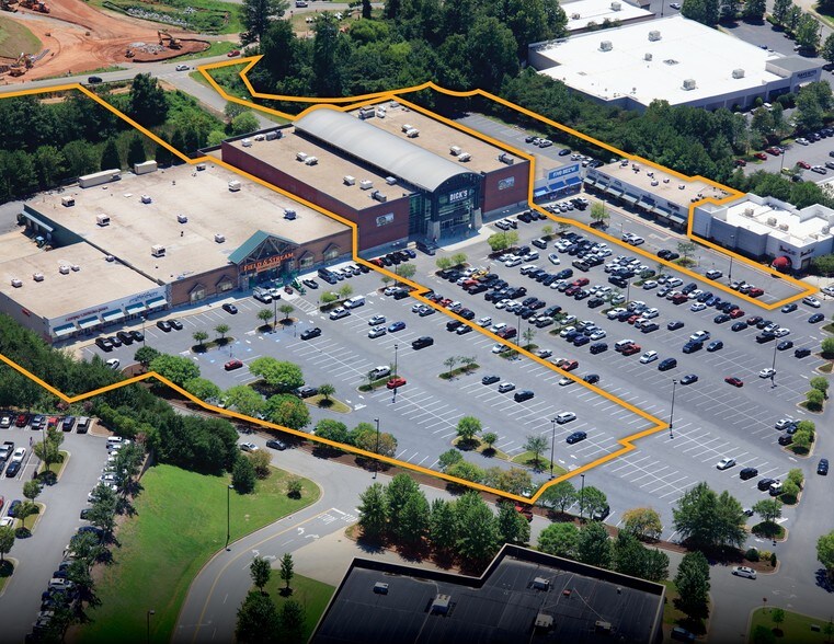 725 Ernest W Barrett Pky NW, Kennesaw, GA 30144