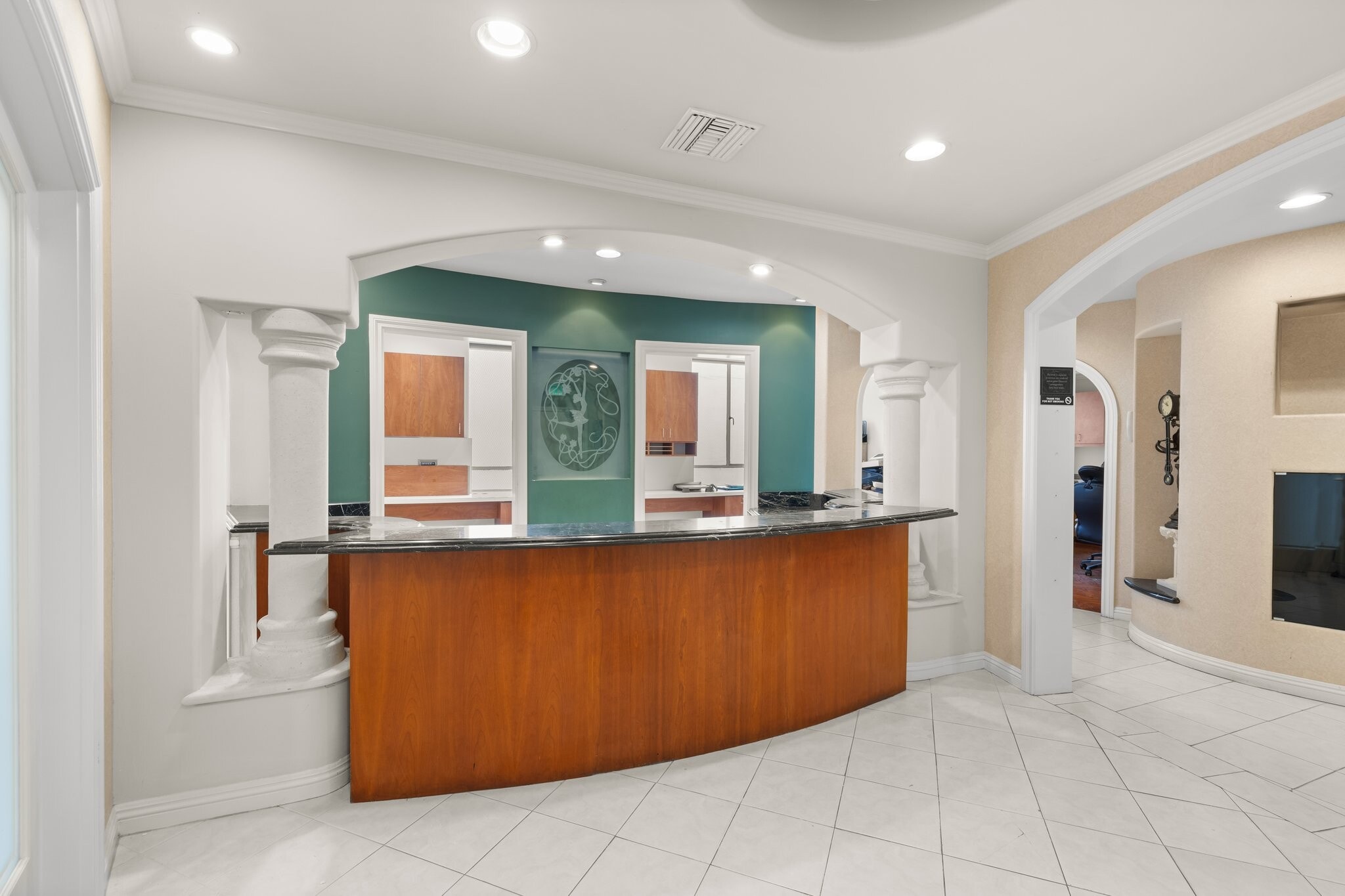 436 N Roxbury Dr, Beverly Hills, CA for lease Building Photo- Image 1 of 15